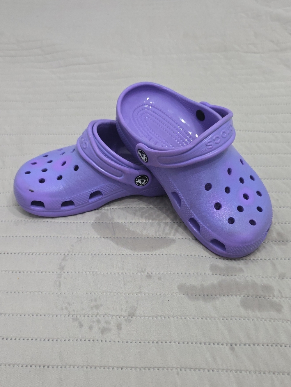 CROCS Kids Classic Clog in Lavender Purple
